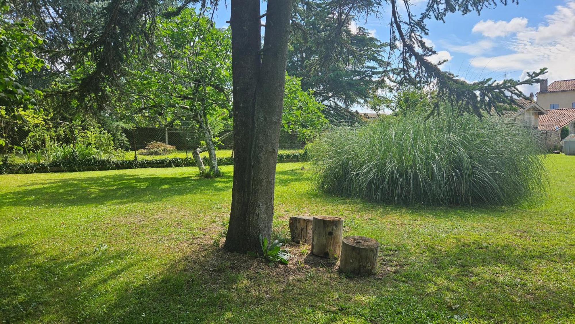 Chambres Et Gites Les Deux Chenes Pres De Bergerac Le Fleix 外观 照片