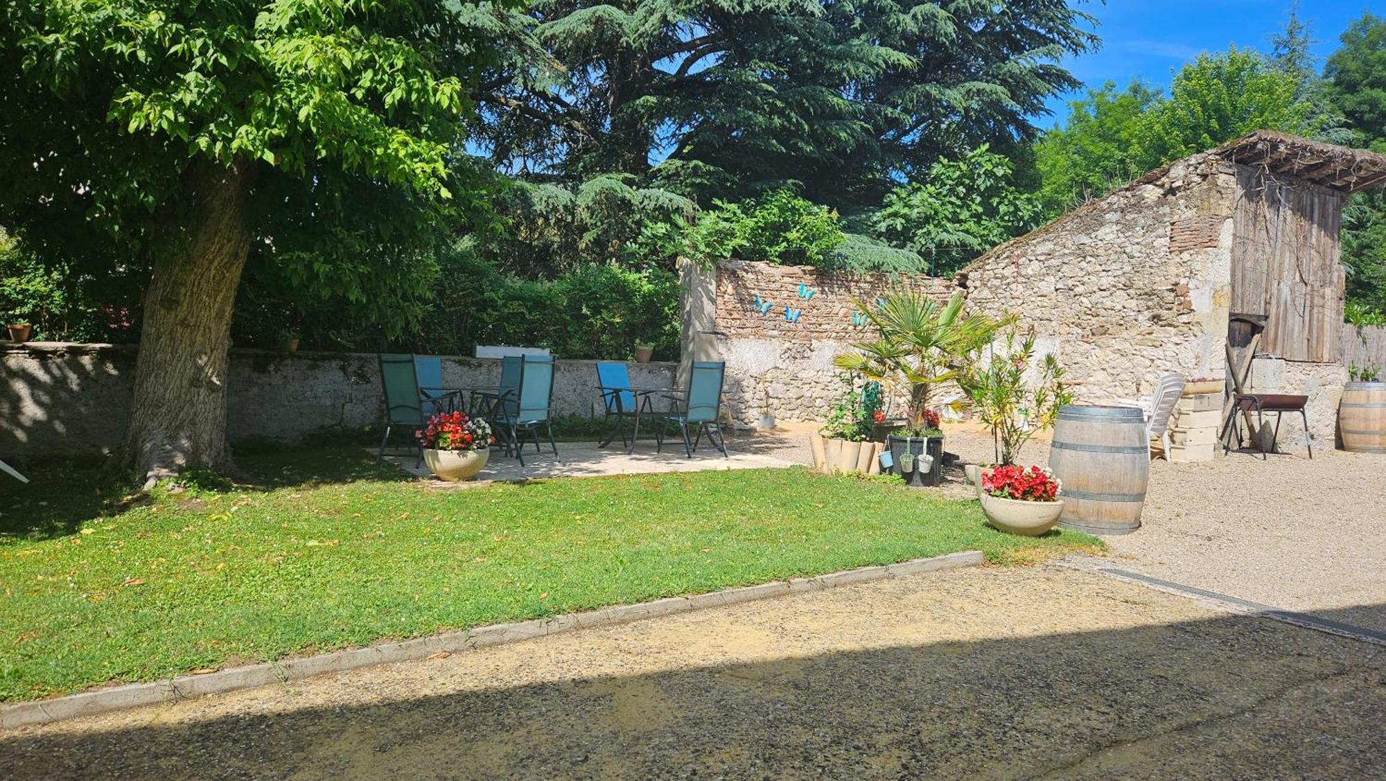 Chambres Et Gites Les Deux Chenes Pres De Bergerac Le Fleix 外观 照片