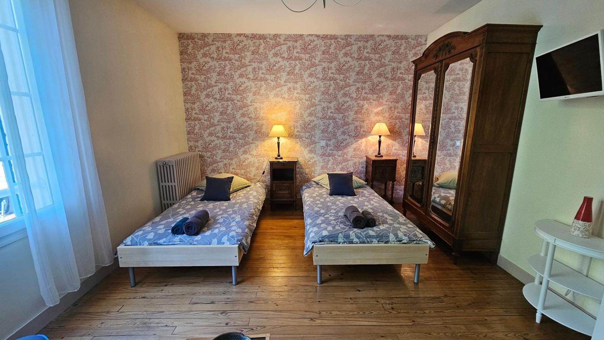 Chambres Et Gites Les Deux Chenes Pres De Bergerac Le Fleix 外观 照片